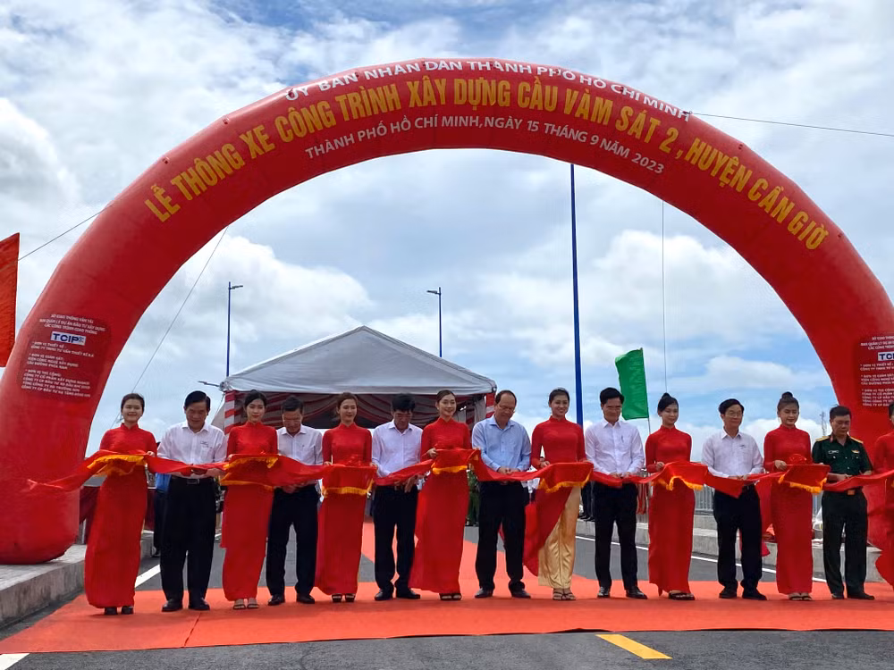 Khánh thành và thông xe công trình cầu Vàm Sát 2, huyện Cần Giờ.