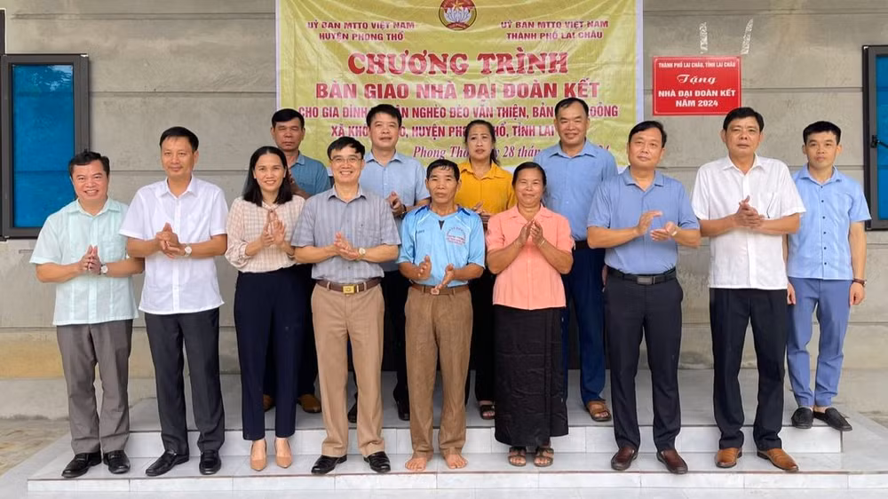 Giai đoạn 2019-2024, Mặt trận Tổ quốc Việt Nam các cấp tỉnh Lai Châu đã hỗ trợ xây dựng mới 798 nhà đại đoàn kết.