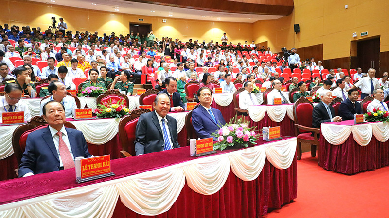 Các đại biểu dự lễ kỷ niệm 110 ngày sinh Giáo sư, Viện sĩ Trần Đại Nghĩa vào sáng 13/9. 