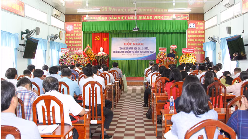 Quang cảnh hội nghị.
