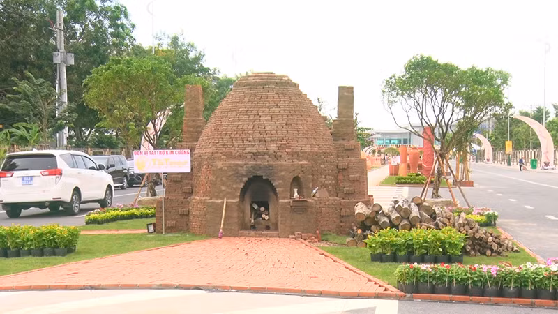 Mô hình lò gạch gốm thu nhỏ.