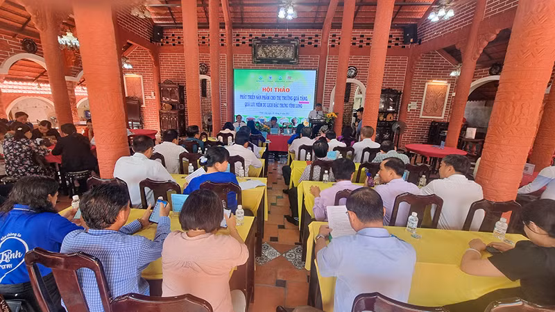 Quang cảnh hội thảo.