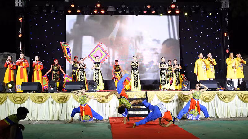 Một tiết mục biểu diễn trong đêm khai mạc.