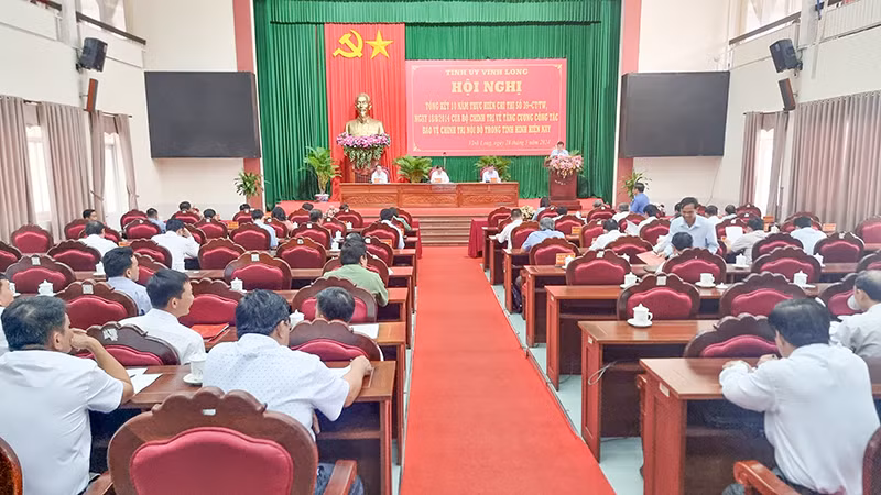 Quang cảnh hội nghị.