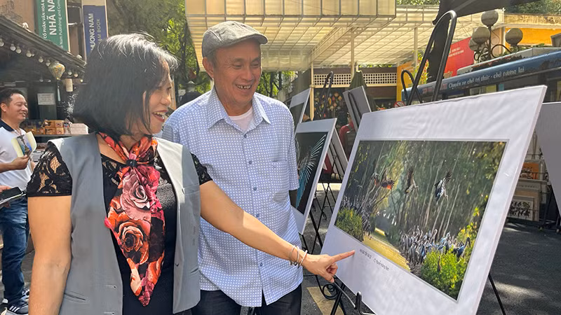 Triển lãm mang đến nhiều hình ảnh đặc sắc về quê hương An Giang.