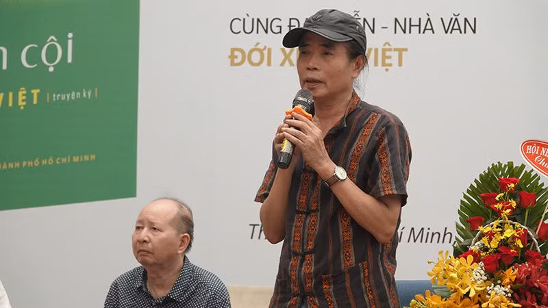 Nhà văn Kao Sơn chia sẻ về cuốn sách "Về nơi nguồn cội".