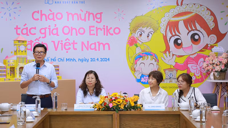 Ông Nguyễn Thành Nam, Phó Giám đốc, Tổng Biên tập Nhà xuất bản Trẻ phát biểu tại chương trình.