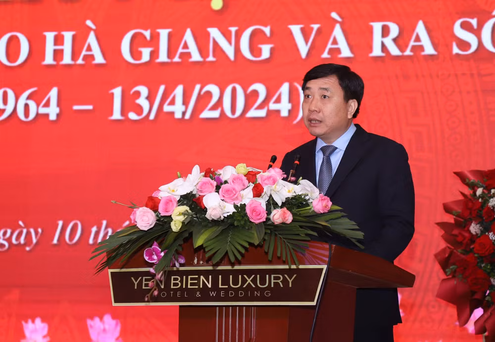 Đồng chí Nguyễn Mạnh Dũng, Quyền Bí thư Tỉnh ủy Hà Giang phát biểu tại lễ kỷ niệm.