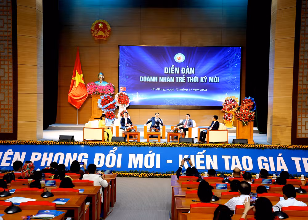 Diễn đàn Doanh nhân trẻ thời kỳ mới.