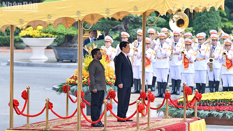 Chủ tịch nước Lương Cường chủ trì Lễ đón cấp Nhà nước Tổng thống Sri Lanka Anura Kumara Dissanayaka.