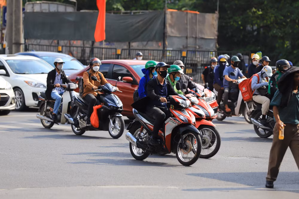 Giao thông Hà Nội thông thoáng chiều ngày cuối cùng của kỳ nghỉ lễ.