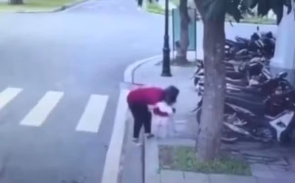 Hình ảnh được chia sẻ trên mạng được cho là đối tượng bắt cóc trẻ em. (Ảnh: TTXVN)