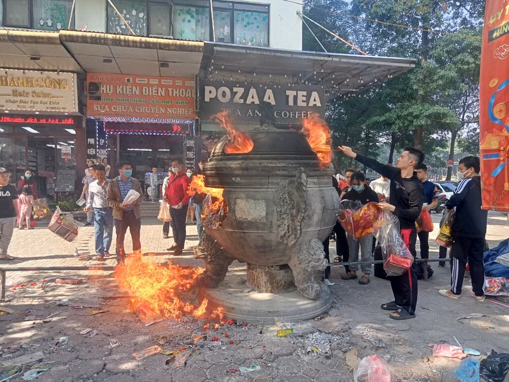 Nguy cơ cháy nổ ngày cận Tết rất cao.