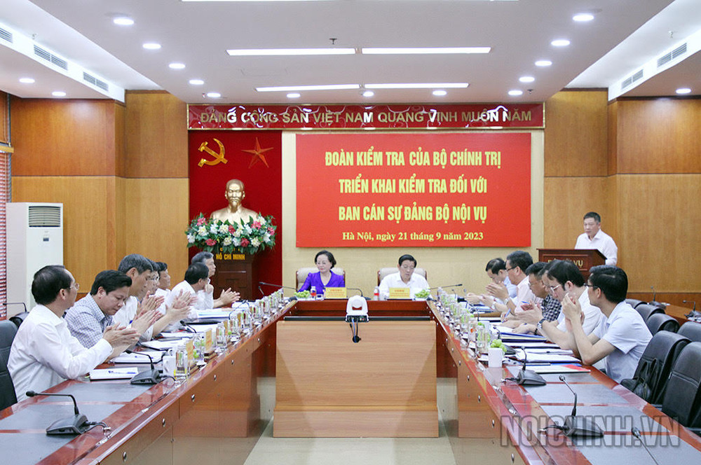 Toàn cảnh Hội nghị.
