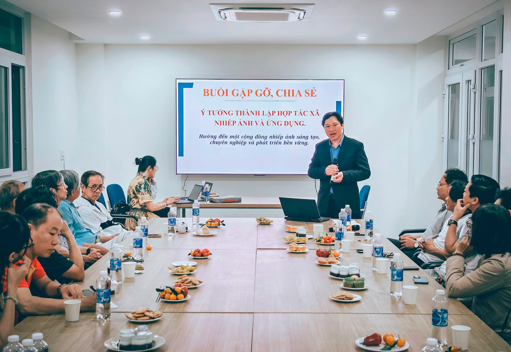Gợi mở thêm hướng đi cho nhiếp ảnh