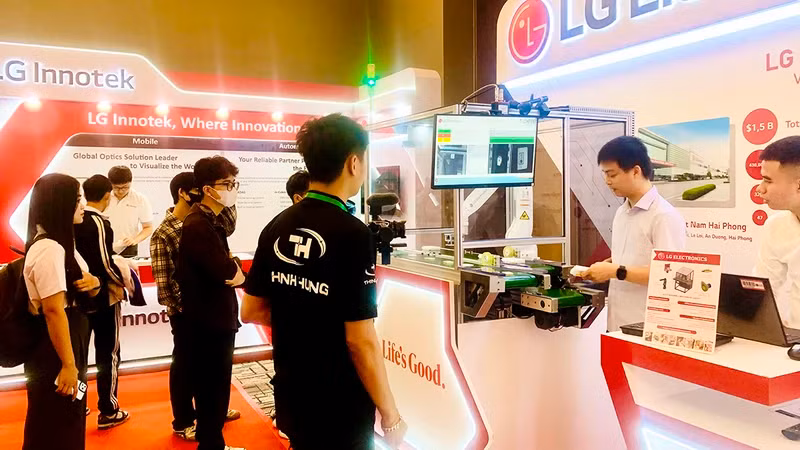 Giới thiệu công nghệ sản xuất hiện đại của Tập đoàn LG tại Hải Phòng.