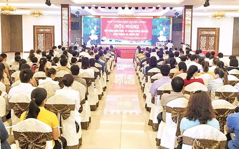 Quang cảnh lớp tập huấn.