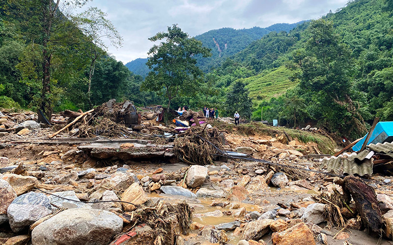 Hiện trường lũ ống gây thiệt hại cho người dân ở xã Liên Minh, thị xã SaPa.