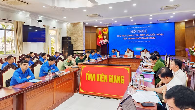 Quang cảnh hội nghị gặp gỡ, đối thoại với thanh niên năm 2023.
