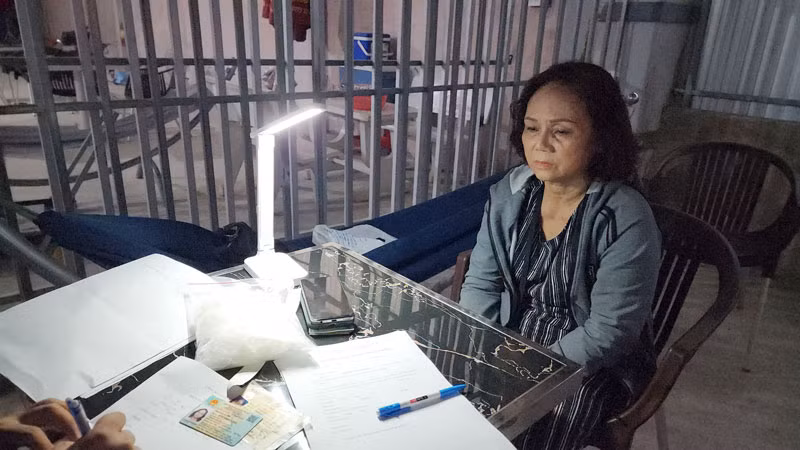 Đối tượng Trịnh Thị Bạch Cúc.
