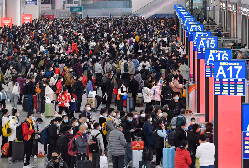 Người dân Trung Quốc đang dần trở lại cuộc sống bình thường.