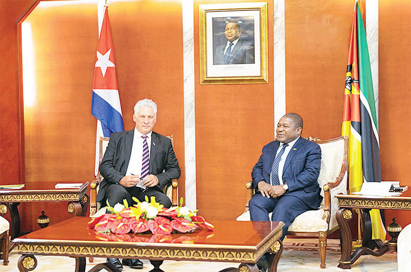 Các nhà lãnh đạo Cuba và Mozambique trao đổi về quan hệ hai nước.