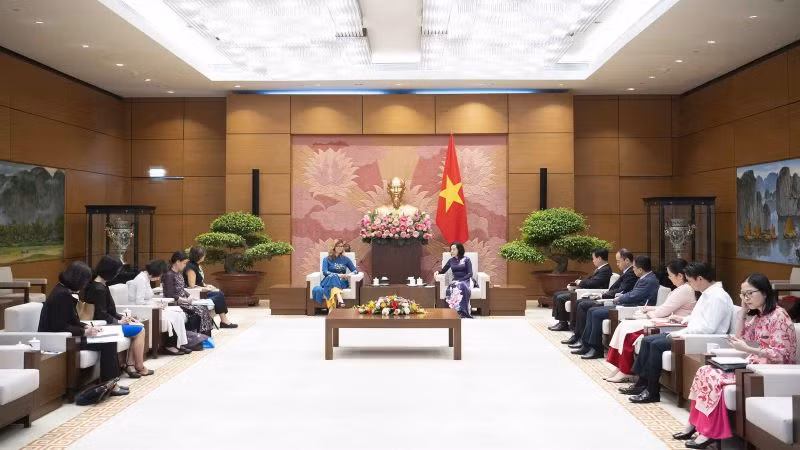 Quang cảnh buổi tiếp.