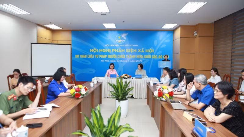 Toàn cảnh hội nghị. 