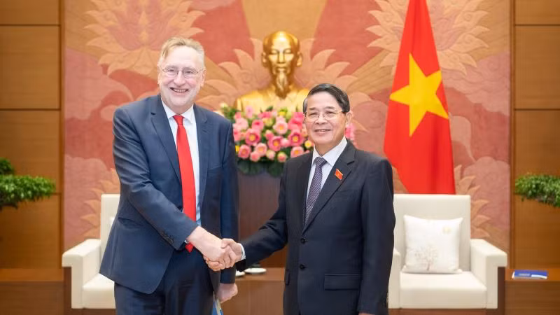 Phó Chủ tịch Quốc hội Nguyễn Đức Hải tiếp ông Bernd Lange, Chủ tịch Ủy ban Thương mại quốc tế của Nghị viện châu Âu.