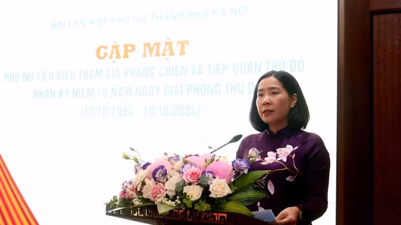 Chủ tịch Hội Liên hiệp Phụ nữ thành phố Lê Kim Anh phát biểu tại chương trình.