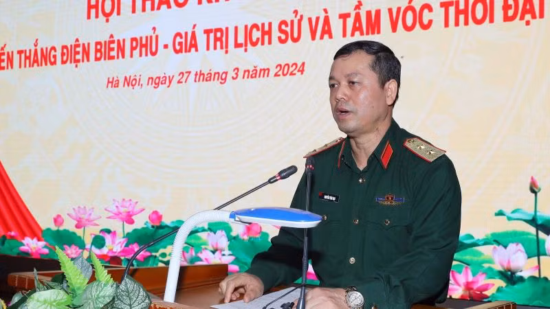 Giám đốc Học viện Chính trị Nguyễn Văn Bạo phát biểu khai mạc. Ảnh: TRỌNG ĐỨC