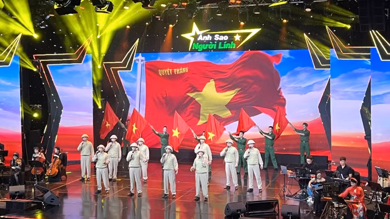 Các tiết mục mang lại cảm xúc hào hùng, tôn vinh sức mạnh chính trị-tinh thần của Quân đội nhân dân Việt Nam.
