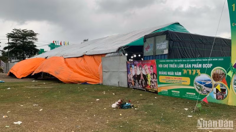 Hội chợ Triển lãm sản phẩm OCOP Quảng Ngãi thu hút nhiều doanh nghiệp trong nước tham gia nhưng công tác tổ chức thiếu chuyên nghiệp.