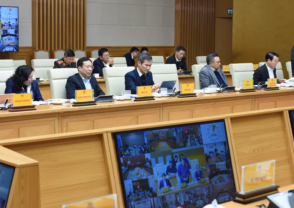 Các đại biểu tham dự phiên họp.
