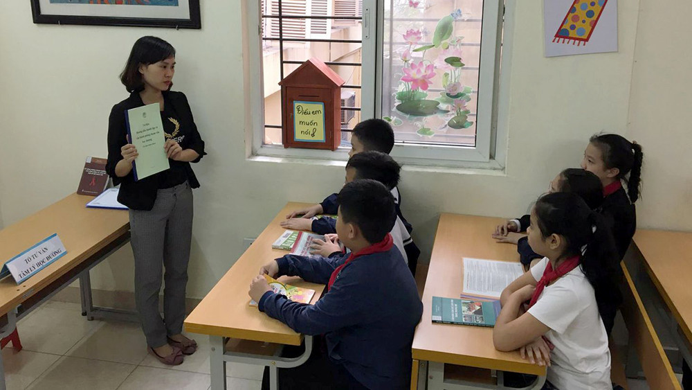 Tư vấn tâm lý tại Trường tiểu học Trần Nhật Duật, Hà Nội. (Ảnh KHÁNH THU)