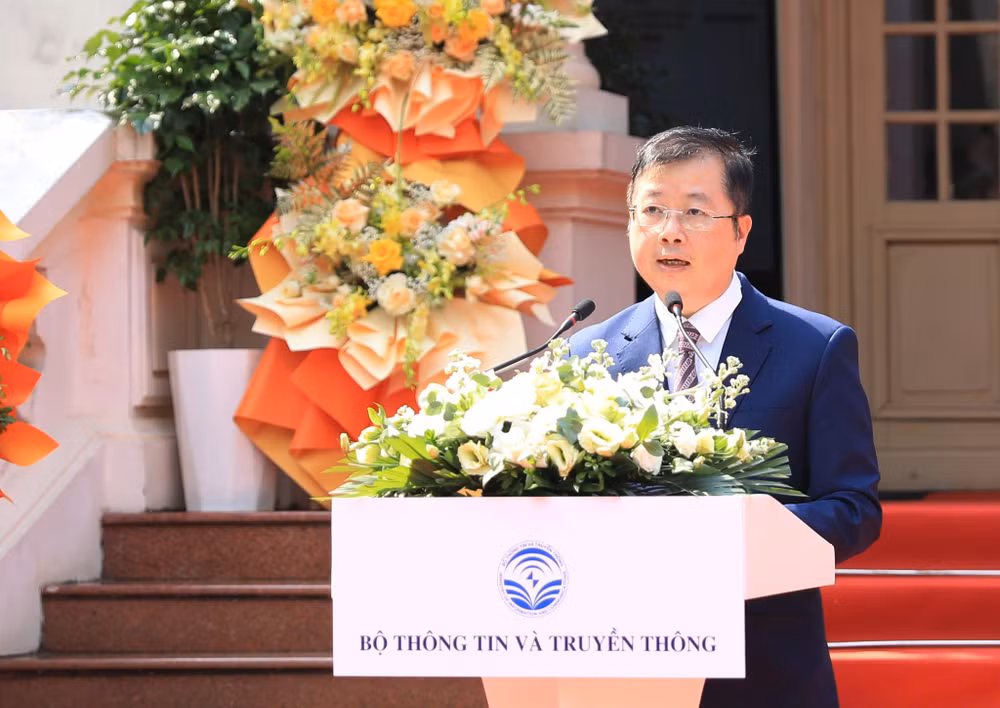 Thứ trưởng Thông tin và Truyền thông Nguyễn Thanh Lâm phát biểu tại Lễ khai mạc triển lãm. (Ảnh: QUANG THÁI)