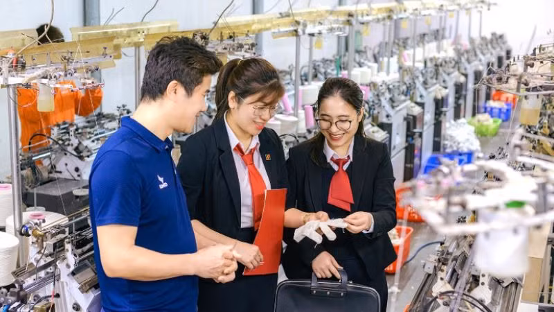 Agribank phân bổ 70.000 tỷ đồng hỗ trợ sản xuất, kinh doanh.