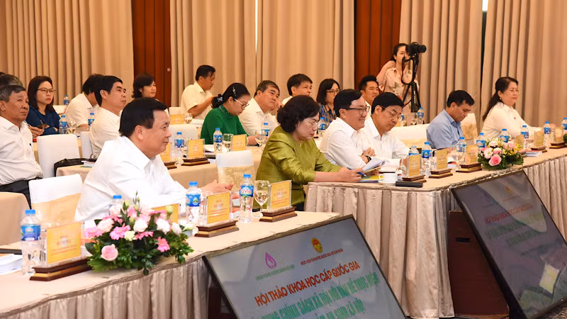 Ban tổ chức Hội thảo đã nhận được hơn 60 bài viết của các tác giả.