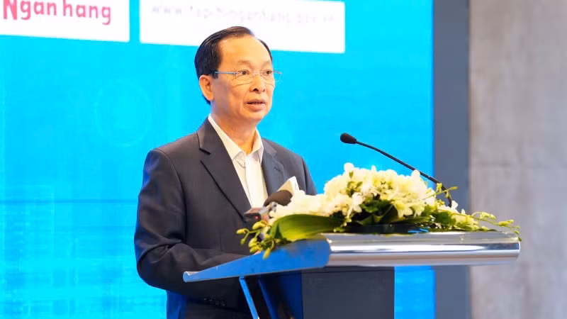 Phó Thống đốc Thường trực Ngân hàng Nhà nước Đào Minh Tú phát biểu khai mạc hội thảo.