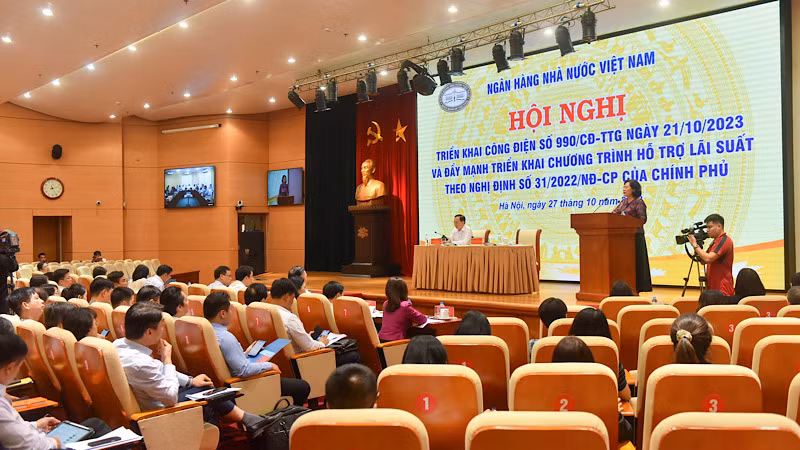 Toàn cảnh hội nghị.