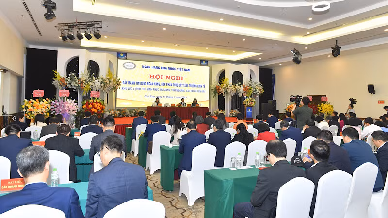 Toàn cảnh Hội nghị.
