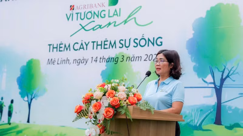 Bà Từ Thị Kim Thanh, Thành viên Hội đồng Thành viên Agribank phát biểu tại sự kiện.