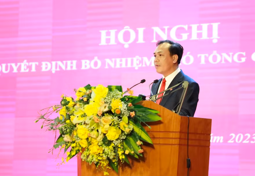 Tân Phó Tổng giám đốc Agribank Lê Hồng Phúc phát biểu nhận nhiệm vụ