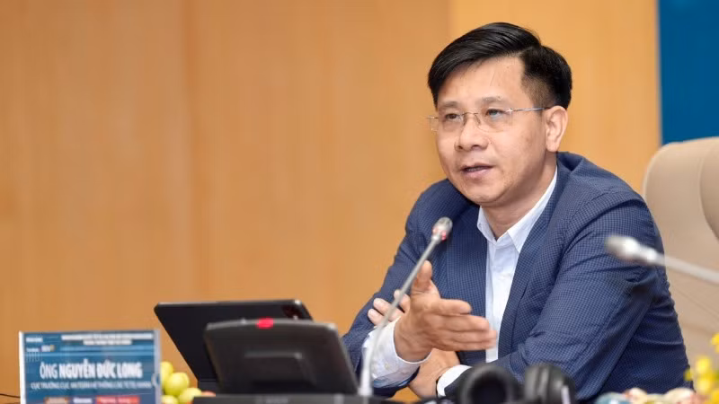 Cục trưởng Cục An toàn các tổ chức tín dụng (Ngân hàng Nhà nước Việt Nam) Nguyễn Đức Long chia sẻ ý kiến tại tọa đàm.