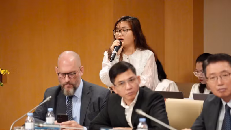 Thạc sĩ Lưu Ánh Nguyệt cho rằng cần có những chính sách ưu đãi đặc biệt để thu hút đầu tư cho trung tâm tài chính quốc tế tại Việt Nam.