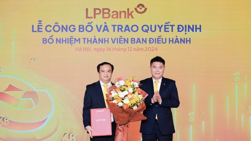 Ông Đặng Công Hoàn được LPBank bổ nhiệm vị trí Phó Tổng Giám đốc Ngân hàng bán lẻ.