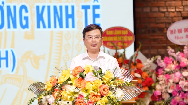 Phó Thống đốc Ngân hàng Nhà nước Phạm Thanh Hà phát biểu tại hội nghị.