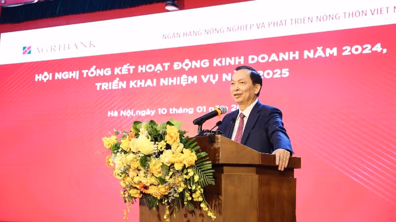 Phó Thống đốc Thường trực Ngân hàng Nhà nước Đào Minh Tú phát biểu chỉ đạo Hội nghị.