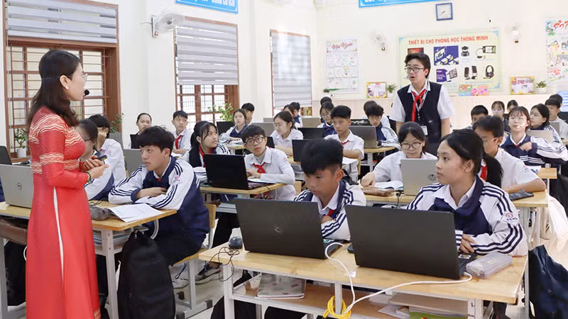 Lớp học thông minh tại Trường trung học cơ sở Nguyễn Trãi, thành phố Sơn La.