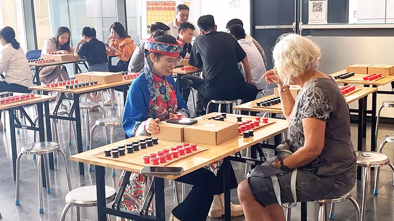 Trò chơi Cờ Mặt Trời khai thác yếu tố văn hóa dân tộc được người Việt Nam ở nhiều lứa tuổi yêu thích.